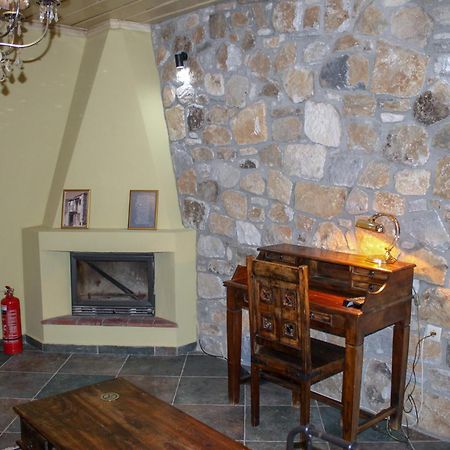 Oikies Art Rooms Άγκιστρο Εξωτερικό φωτογραφία