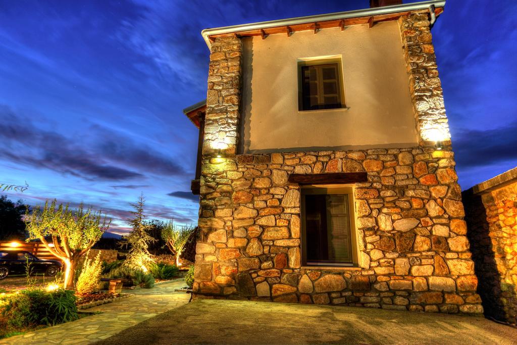 Oikies Art Rooms Άγκιστρο Εξωτερικό φωτογραφία